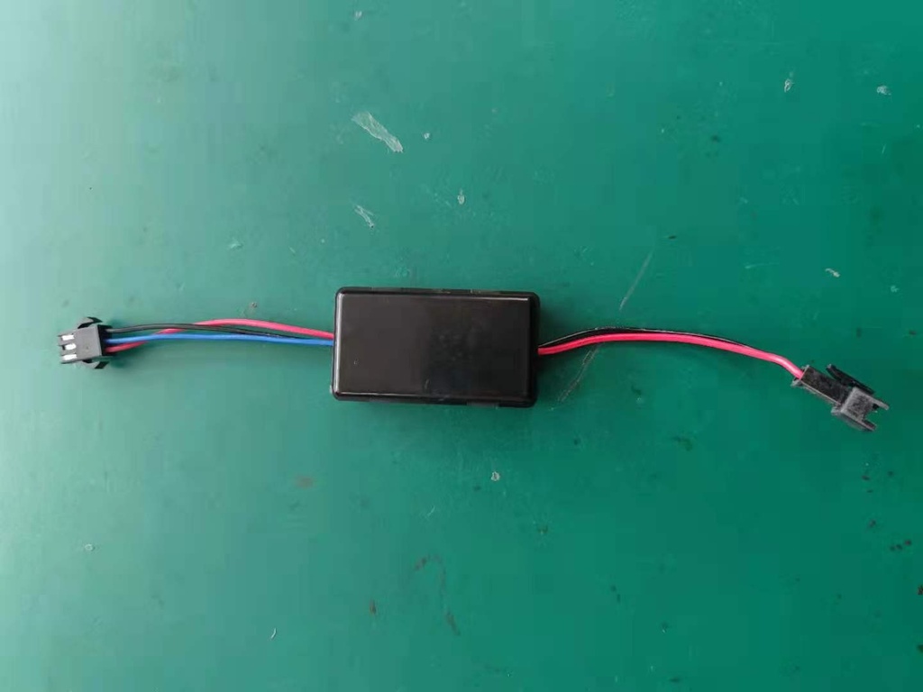 LED light controller (Contrôleur de lumière LED/Controlador de luz LED) DT Mini Long Body