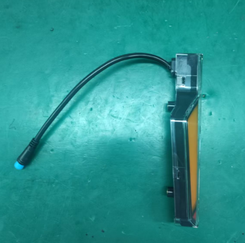 [rear-light-left-im-p6] Luz trasera izquierda Inmotion P6